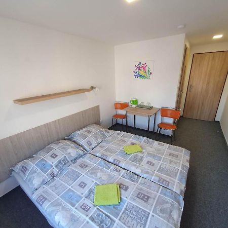 Hotel Decin Na Skrivance المظهر الخارجي الصورة