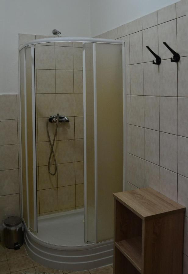 Hotel Decin Na Skrivance المظهر الخارجي الصورة