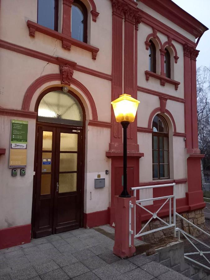 Hotel Decin Na Skrivance المظهر الخارجي الصورة