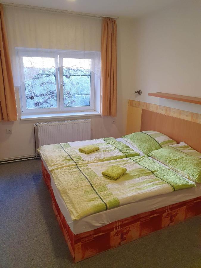 Hotel Decin Na Skrivance المظهر الخارجي الصورة